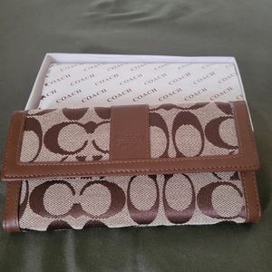 Coach wallet